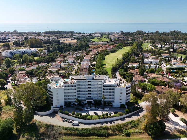 Apartment for sale in Guadalmina 17