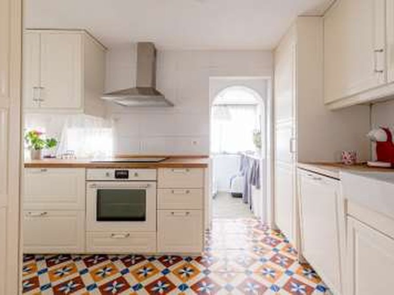 Chalet Adosado for Sale in Pozuelo de Alarcón, Madrid 9
