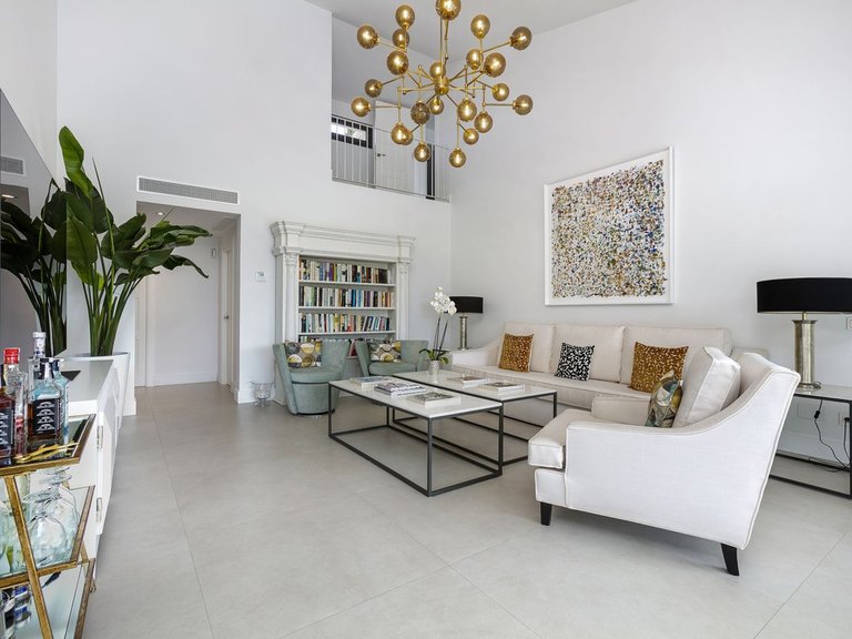 Detached villa for sale in Guadalmina 22
