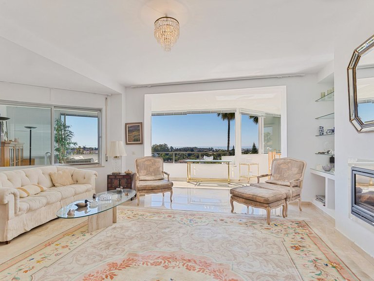 Apartment for sale in Guadalmina 16