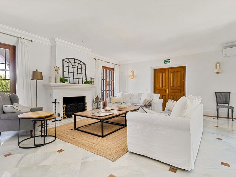 Villa for rent in Guadalmina Baja 26