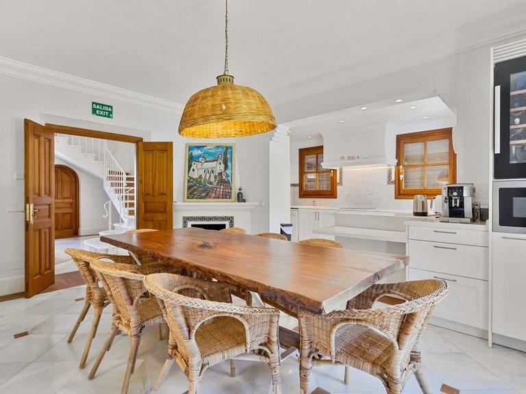 Villa for rent in Guadalmina Baja 24