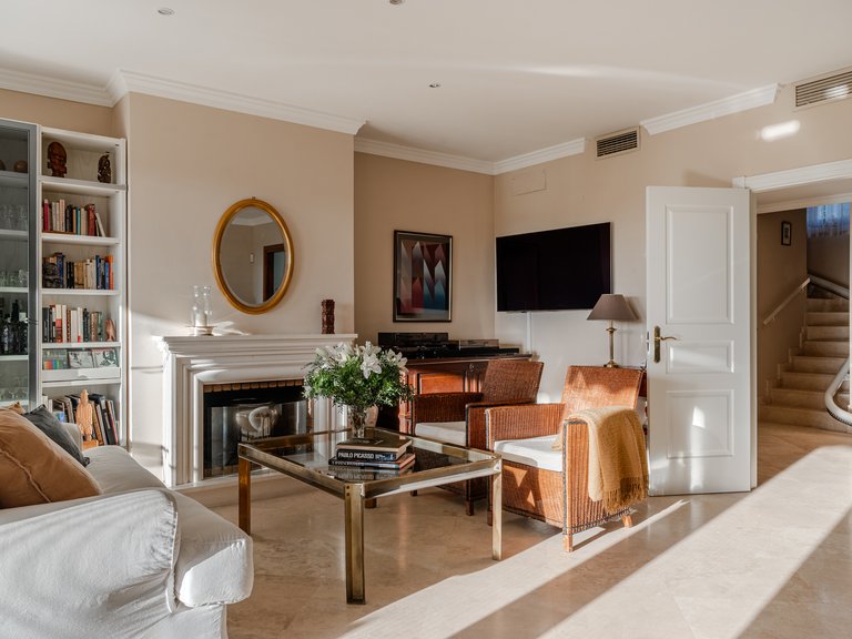 Spacious Family Townhouse in Paraíso Hills, New Golden Mile 14