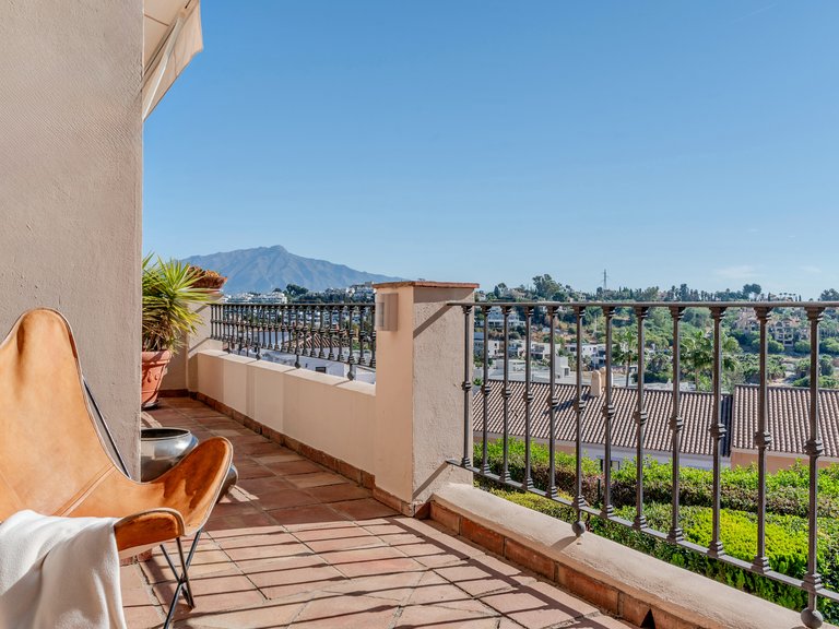 Spacious Family Townhouse in Paraíso Hills, New Golden Mile 21