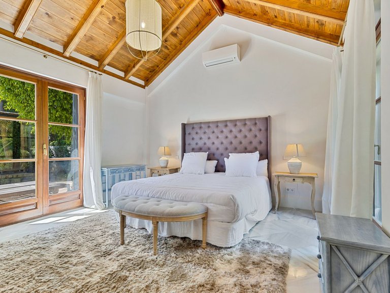 Villa for rent in Guadalmina Baja 23