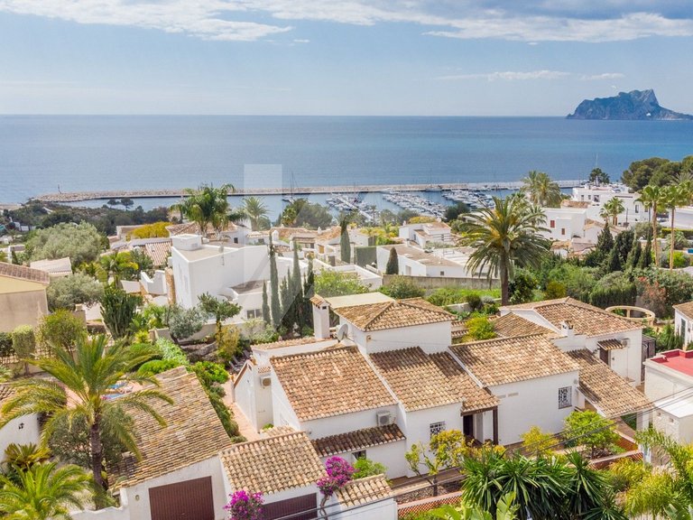 Luxury villa for sale in Moraira, Pla del Mar, with sea views. 2
