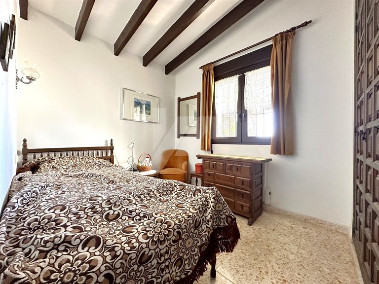 For Sale. Detached Villa To Reform with sea views and views of the Peñón de Ifach 7