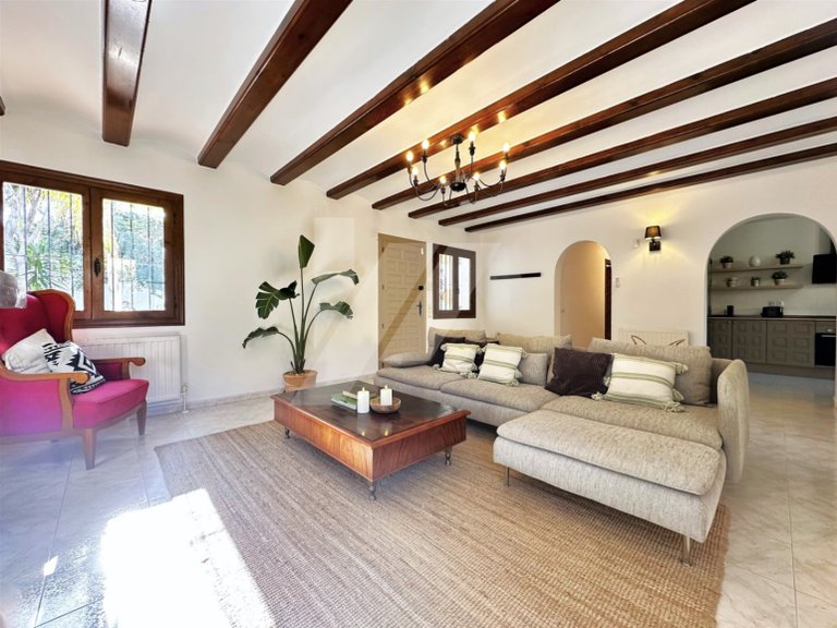 Detached Villa For Sale in Moraira 16
