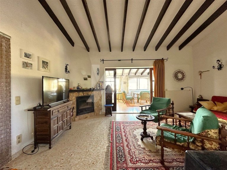 For Sale. Detached Villa To Reform with sea views and views of the Peñón de Ifach 11