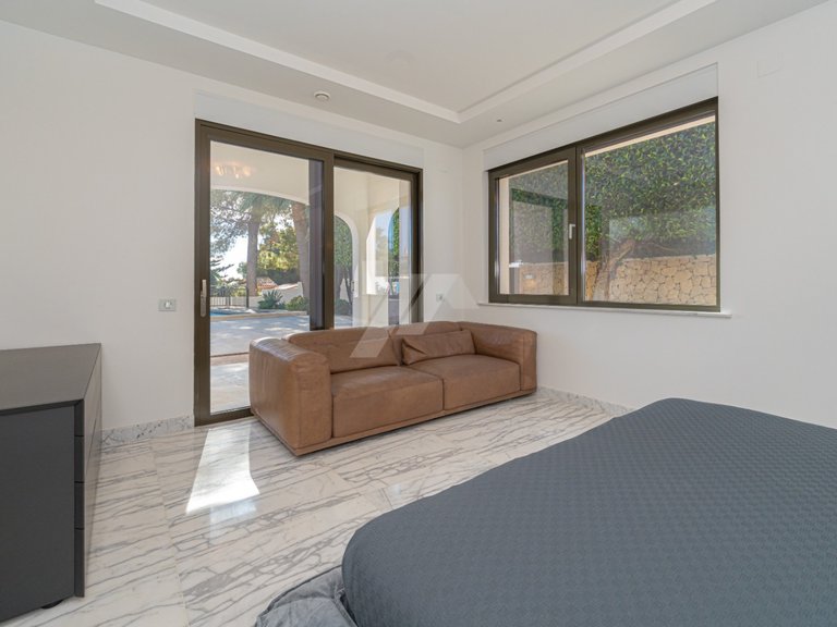 Luxury second line villa for sale in Moraira, with sea views. 18