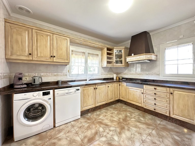 For Sale. Mediterranean-Style Villa in San Jaime, Benissa Costa. 14