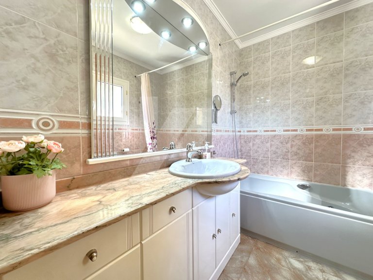 For Sale. Mediterranean-Style Villa in San Jaime, Benissa Costa. 15