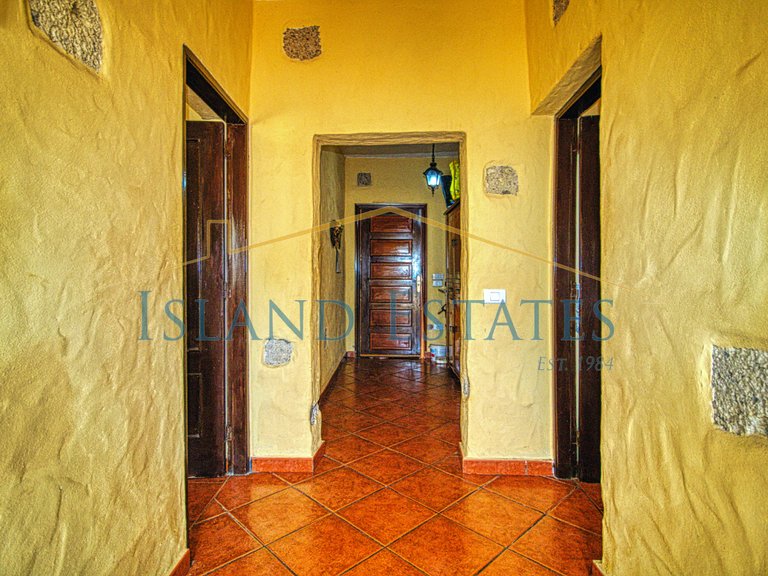 Captivating Country Finca with Breathtaking Coastal Views 4