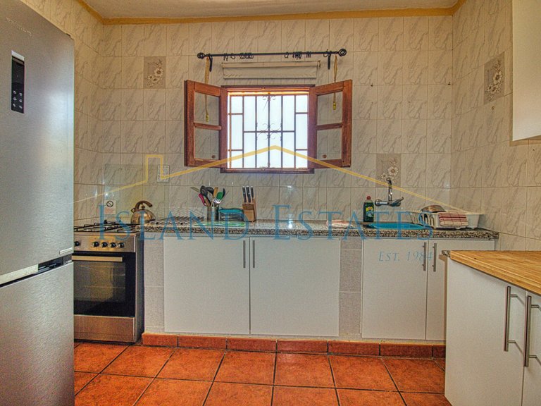 Captivating Country Finca with Breathtaking Coastal Views 8