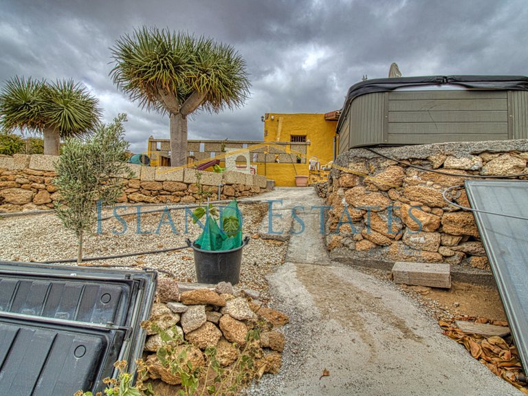 Captivating Country Finca with Breathtaking Coastal Views 2