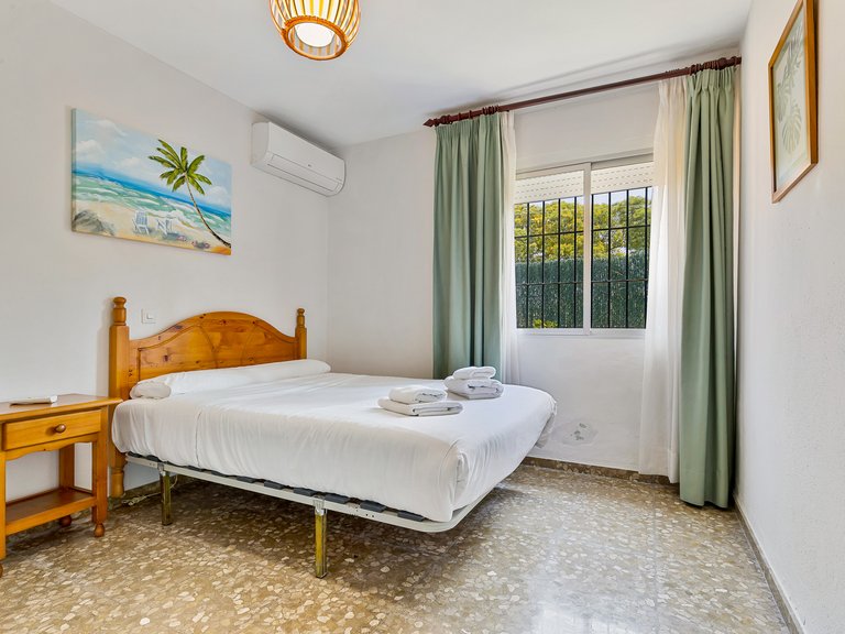 Detached villa in San Pedro 15