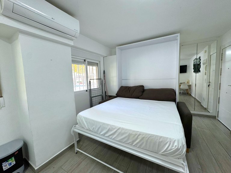 For Sale: A Studio Apartment Levante Beach, Benidorm 9