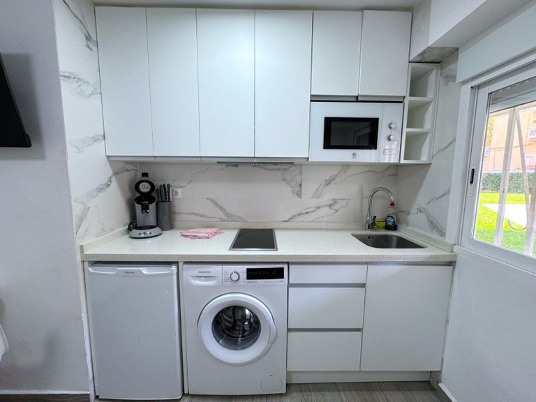 For Sale: A Studio Apartment Levante Beach, Benidorm 10