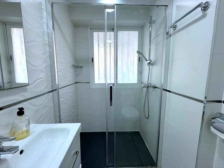 For Sale: A Studio Apartment Levante Beach, Benidorm 15