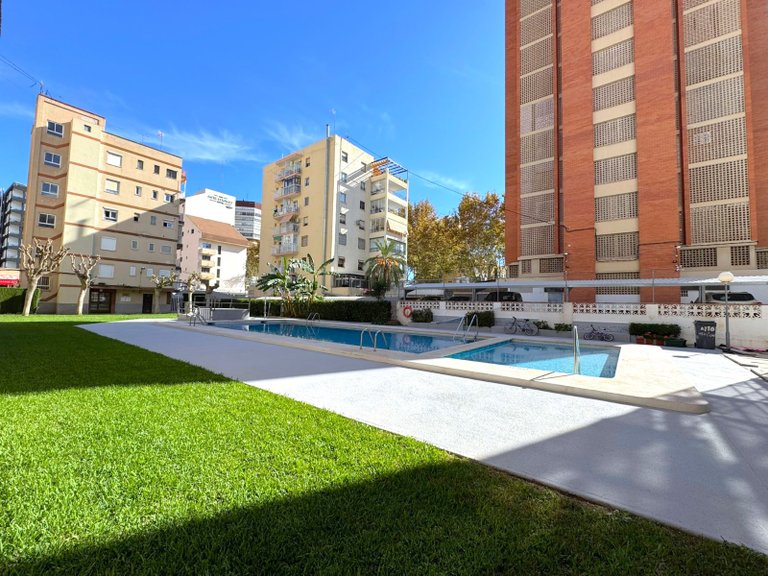 For Sale: A Studio Apartment Levante Beach, Benidorm 4