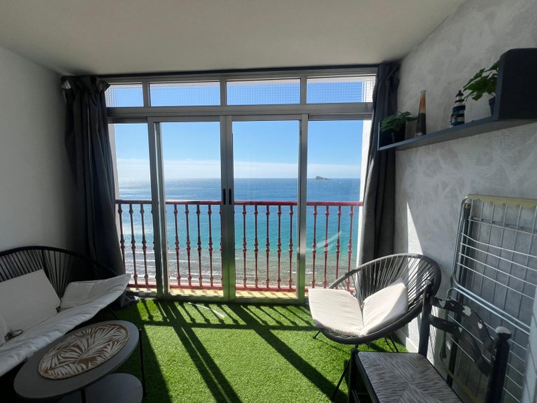 A Frontline Studio Apartment, Levante Area, Benidorm For sale 1