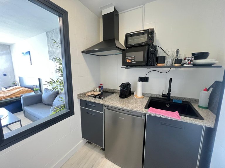 A Frontline Studio Apartment, Levante Area, Benidorm For sale 3