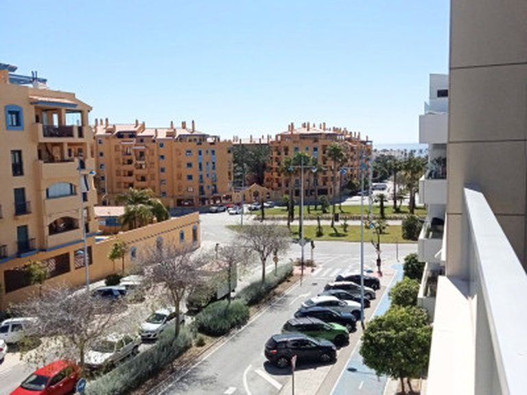 Stunning penthouse Just Steps from the Beach in San Pedro Alcántara 10
