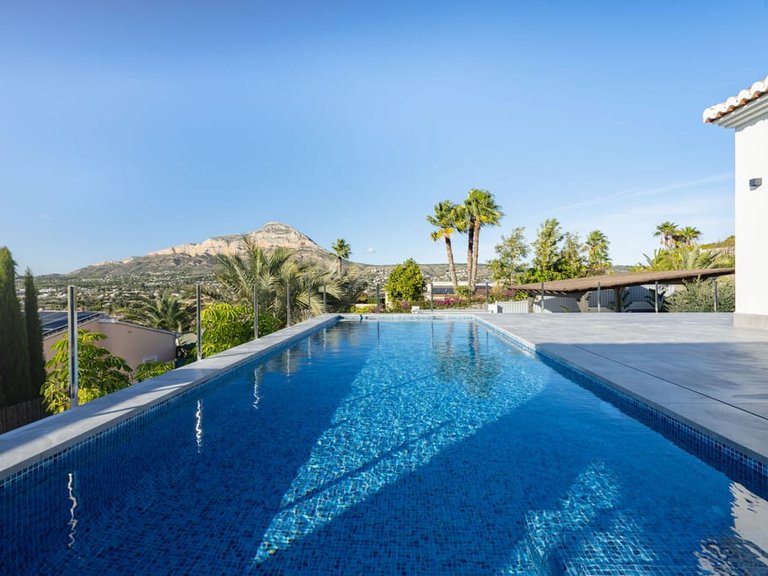 Villa for Sale in Javea, Alicante 5