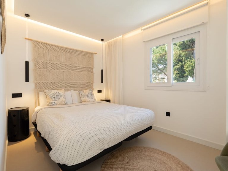 Villa for Sale in Marbella, Malaga 24