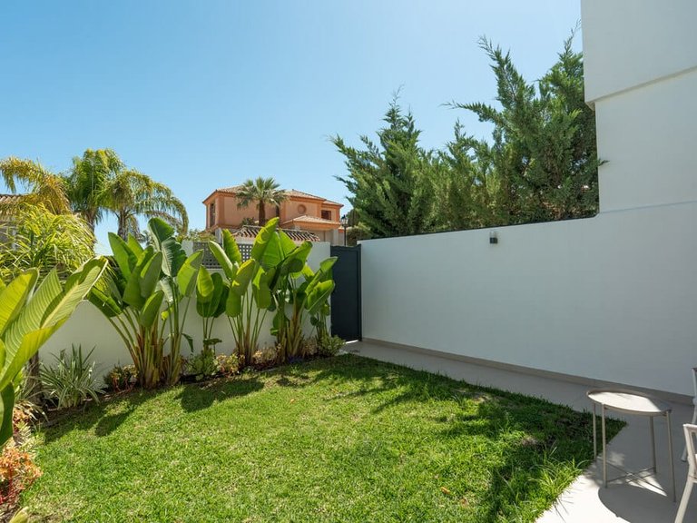 Villa for Sale in Marbella, Malaga 9
