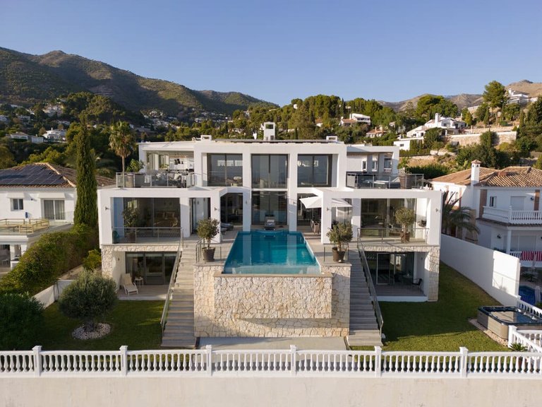 Villa for Sale in Mijas, Malaga 11