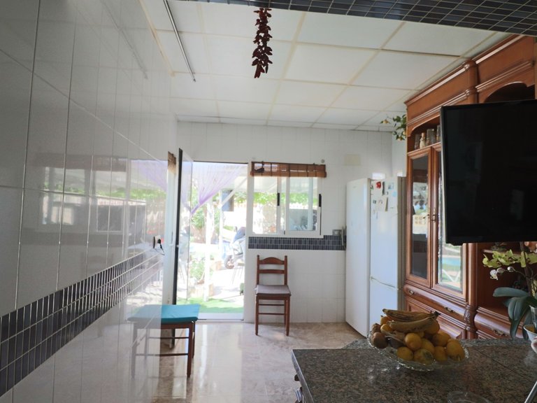 For Sale A Large villa in La Nucia with pool, parking and large plot 14