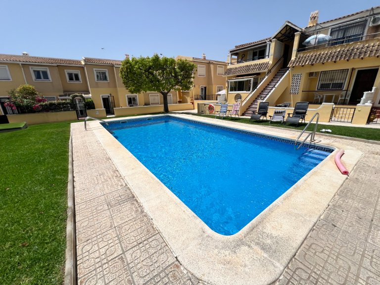 Ground floor Villamartin property 17