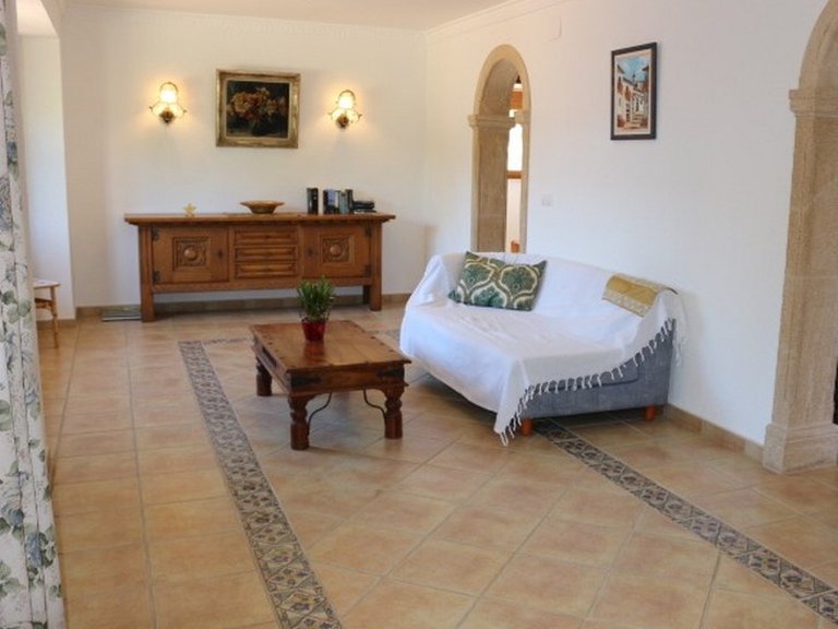 CHALET INDEPENDIENTE CON APARTAMENTO DE INVITADOS, PISCINA Y PARCELA DE 844 m² EN LA PEDRERA, DÉNIA 11