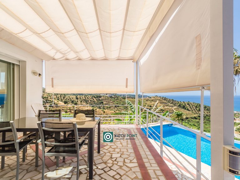 BEAUTIFUL HOUSE WITH VIEWS IN A TROPICAL FRUIT PLANTATION 14