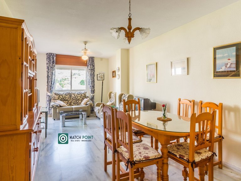 FLAT WITH TERRACE IN AN ICONIC BEACHFRONT RESIDENTIAL COMPLEX 21