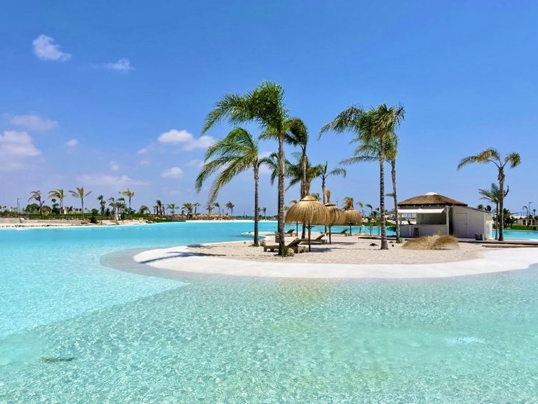 Key Ready Luxury 3 Bed 4 Bath Detached Villa with Private Pool, Parking, Basement and Solarium. 15