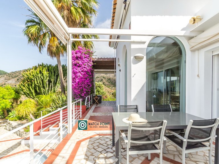 BEAUTIFUL HOUSE WITH VIEWS IN A TROPICAL FRUIT PLANTATION 24