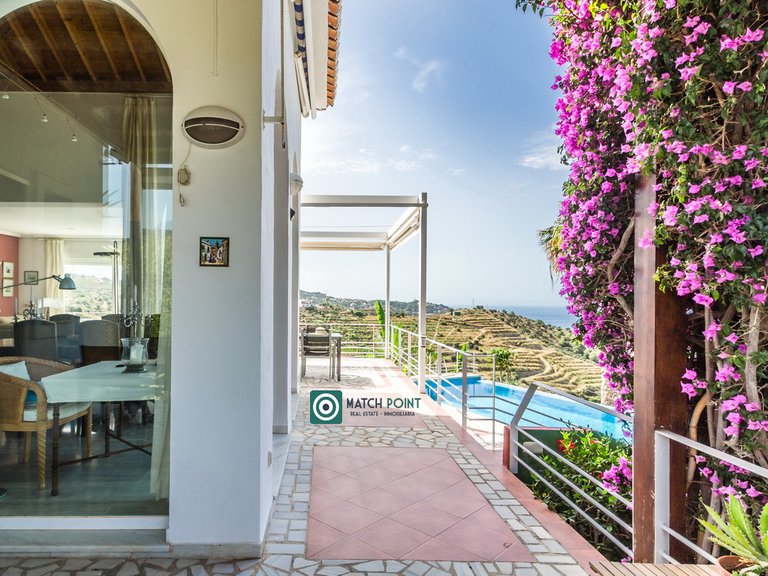 BEAUTIFUL HOUSE WITH VIEWS IN A TROPICAL FRUIT PLANTATION 27