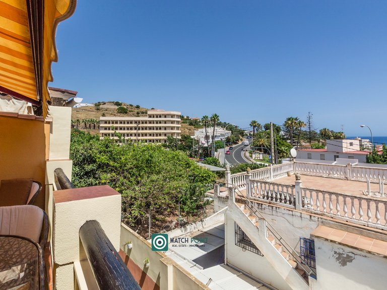 FIVE MINUTE WALK FROM THE BEACH 3