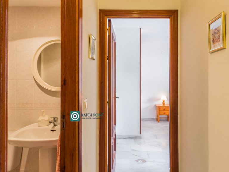 FLAT WITH TERRACE IN AN ICONIC BEACHFRONT RESIDENTIAL COMPLEX 39
