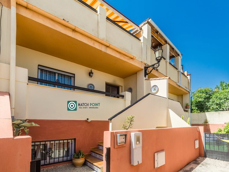 FIVE MINUTE WALK FROM THE BEACH 35