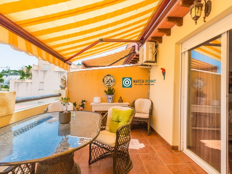 FIVE MINUTE WALK FROM THE BEACH 4