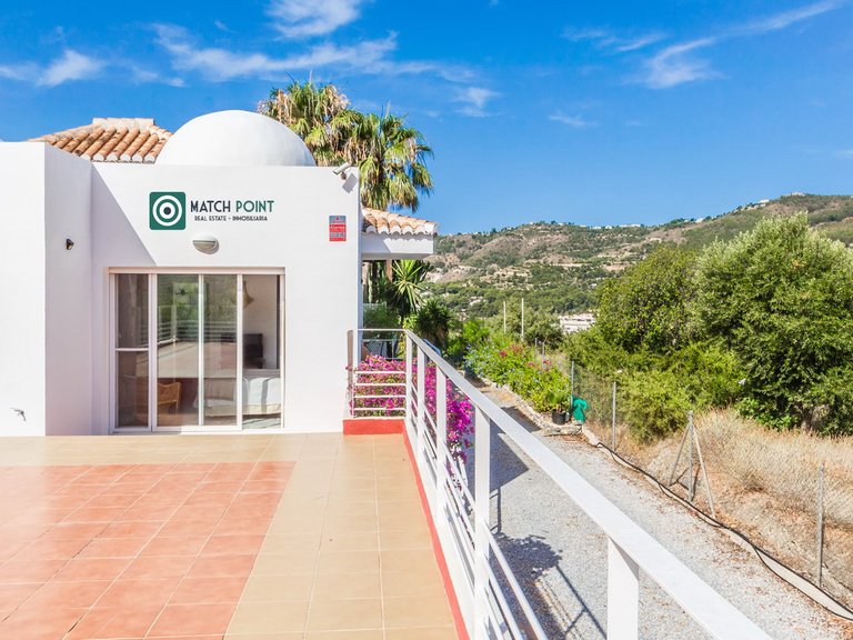 BEAUTIFUL HOUSE WITH VIEWS IN A TROPICAL FRUIT PLANTATION 64