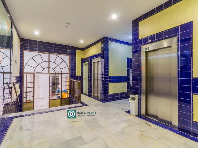 FLAT WITH TERRACE IN AN ICONIC BEACHFRONT RESIDENTIAL COMPLEX 14