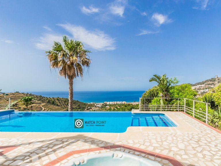 BEAUTIFUL HOUSE WITH VIEWS IN A TROPICAL FRUIT PLANTATION 7