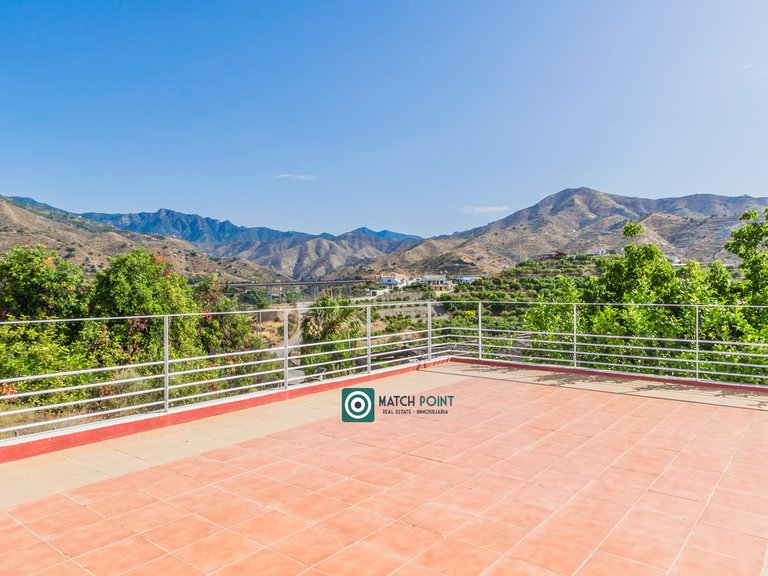 BEAUTIFUL HOUSE WITH VIEWS IN A TROPICAL FRUIT PLANTATION 67