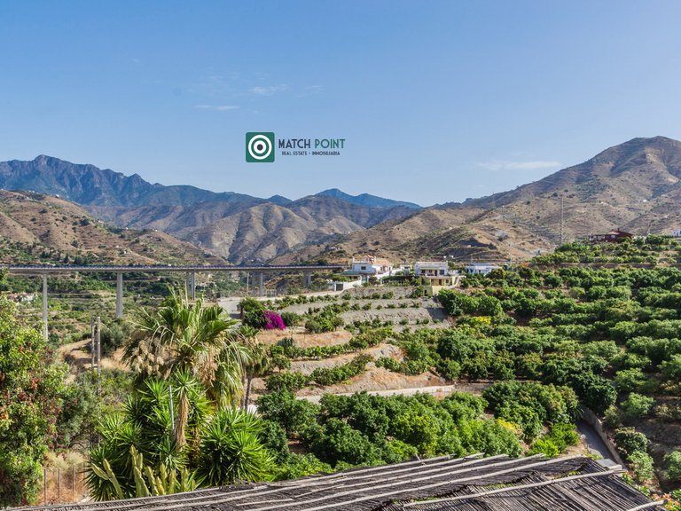 BEAUTIFUL HOUSE WITH VIEWS IN A TROPICAL FRUIT PLANTATION 68