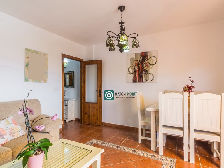 FIVE MINUTE WALK FROM THE BEACH 8
