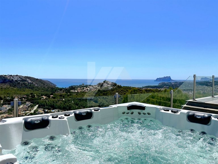 Panoramic sea view villa for sale in Moraira, Costa Blanca 1